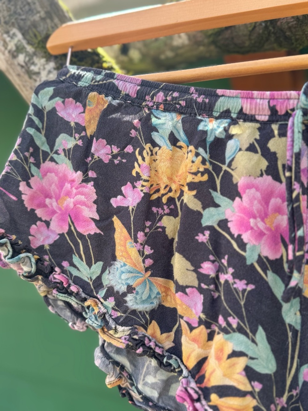 Spell Butterfly Flutter Shorts - Picture 3 of 9